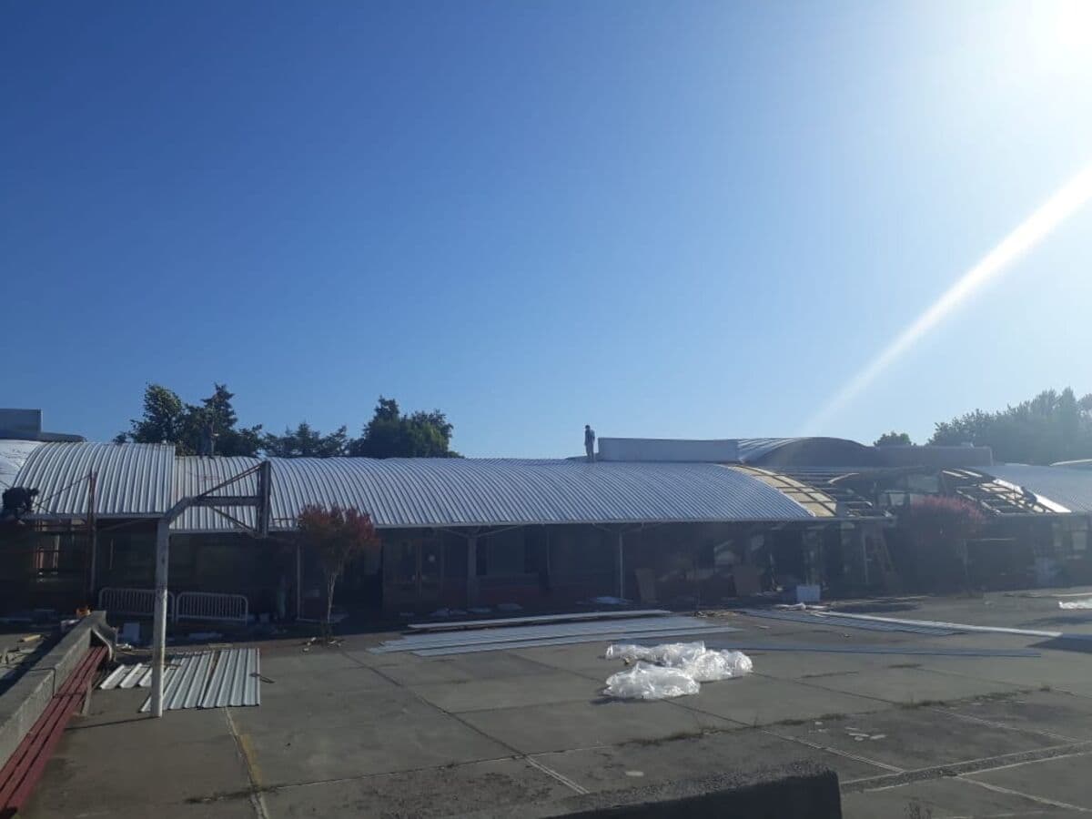 Techumbre del Colegio Padre Hurtado en Chillán