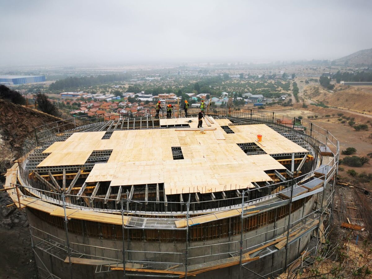 Proyecto Estanque de Agua Potable — Pudahuel por Terranova